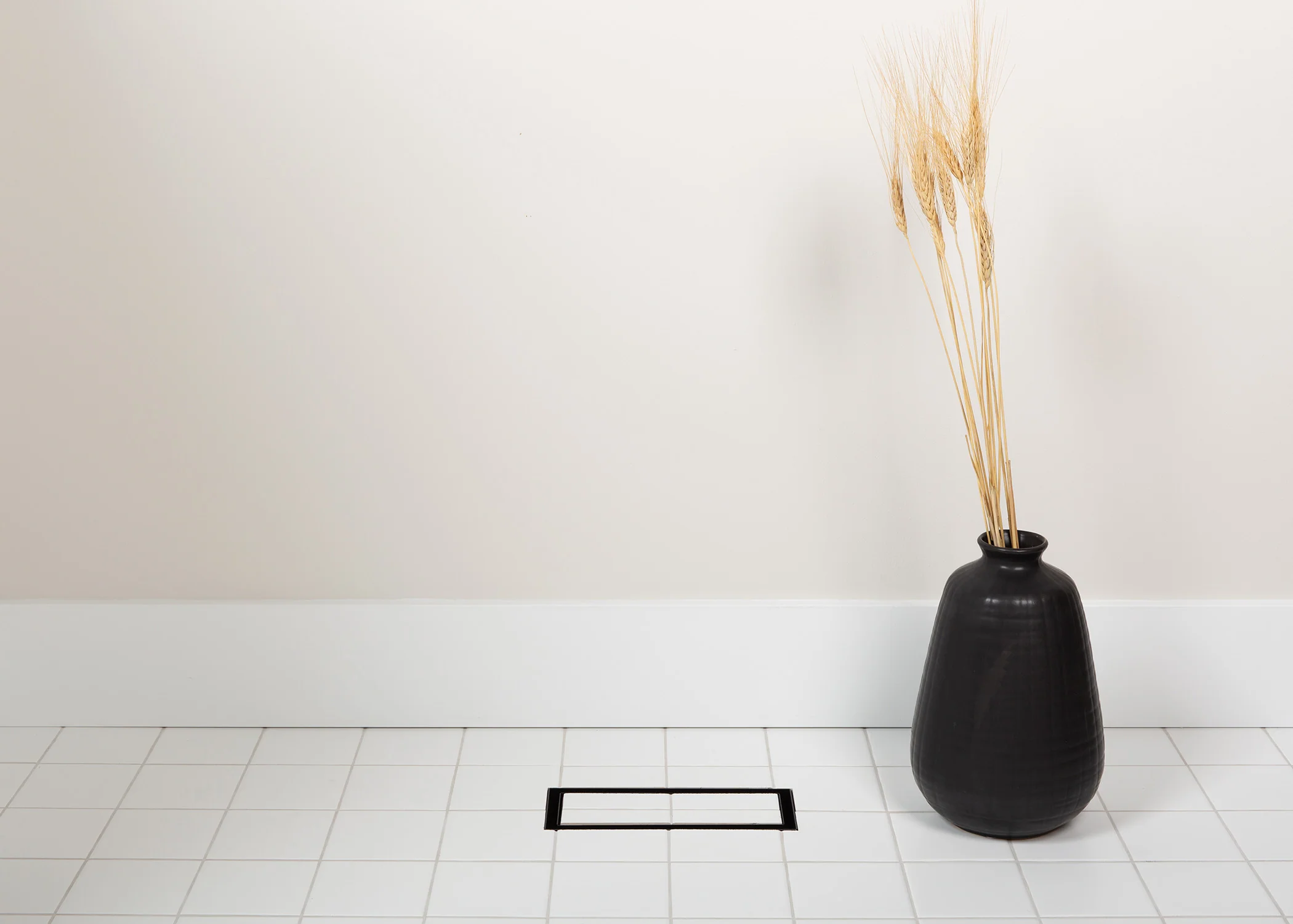 Flushmount Lite Matte Black 3"x10" - PRO
