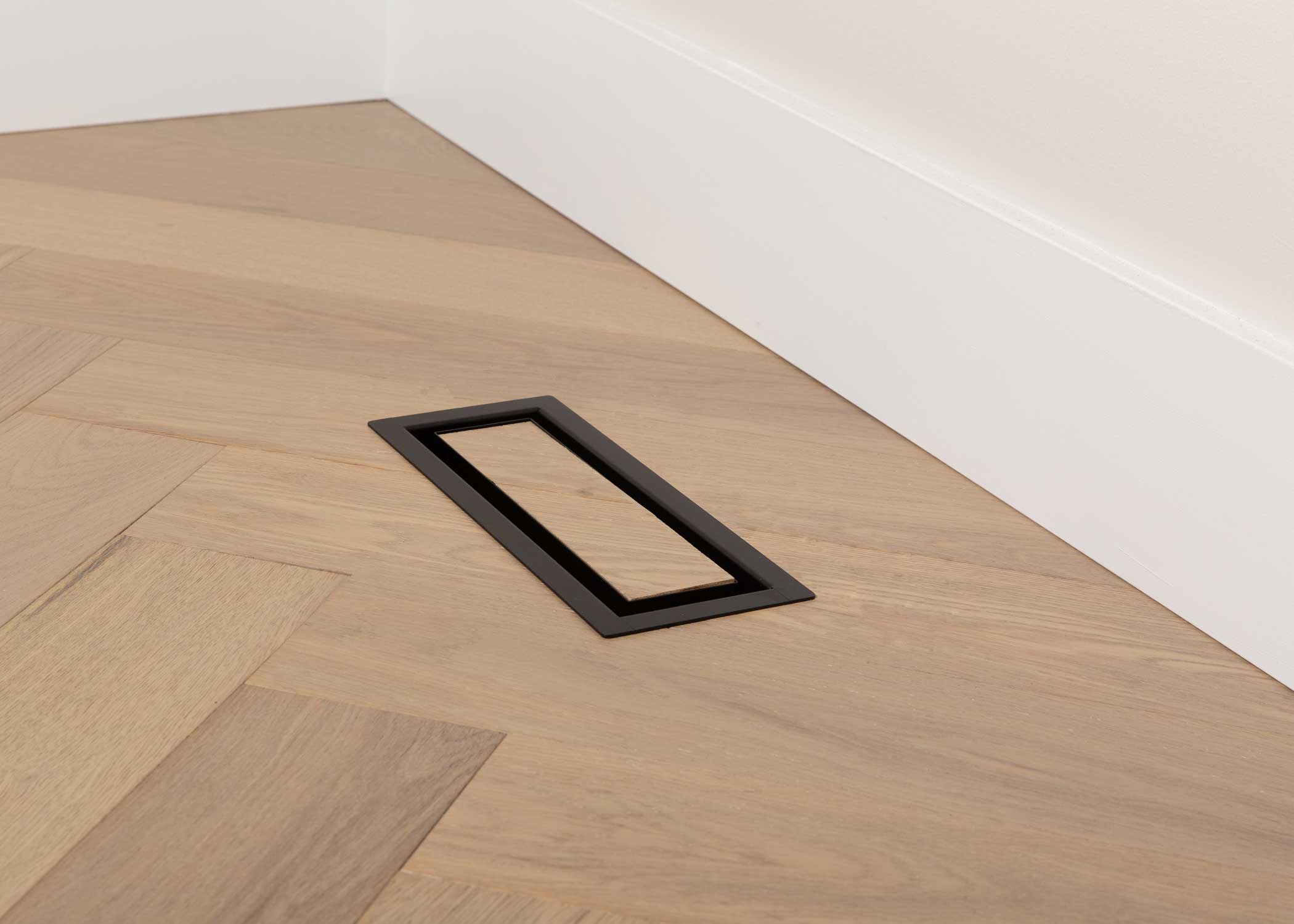 Luxe - Framed Steel Floor Vent Matte Black 6x10"