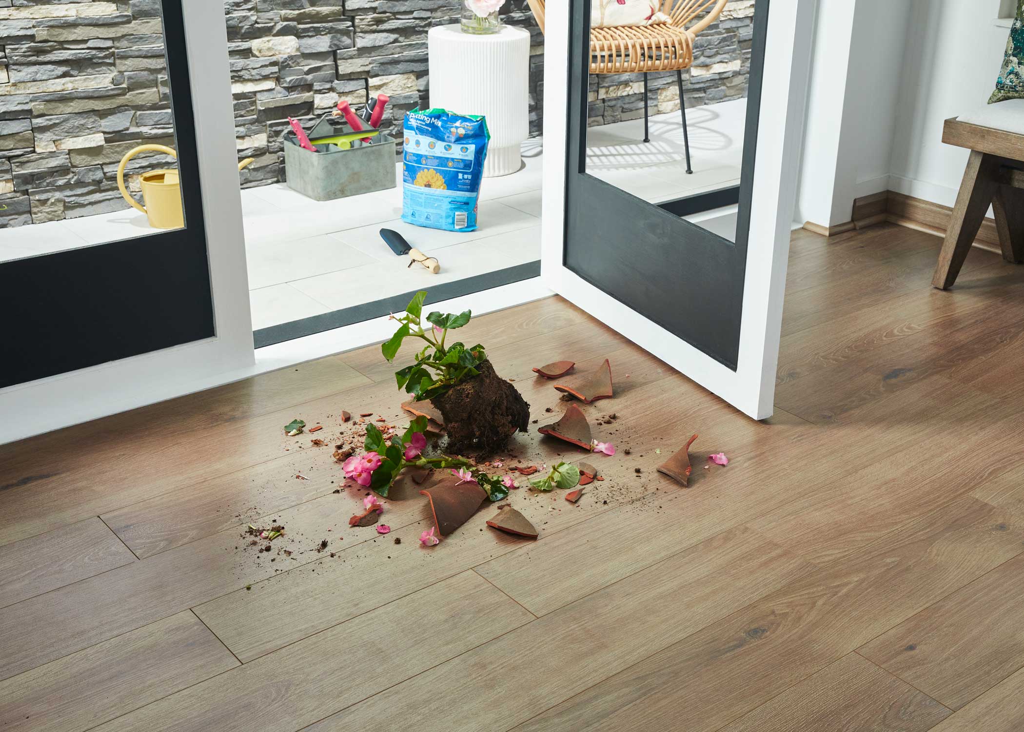 3163-8mm-w-pad-hazelton-oak-water-resistant-hybrid-resilient-flooring-6-97-in-wide-x-50-79-in-long-6.jpg 8mm w/pad Hazelton Oak Water-Resistant Hybrid Resilient Flooring 6.97 in. Wide x 50.79 in. Long
