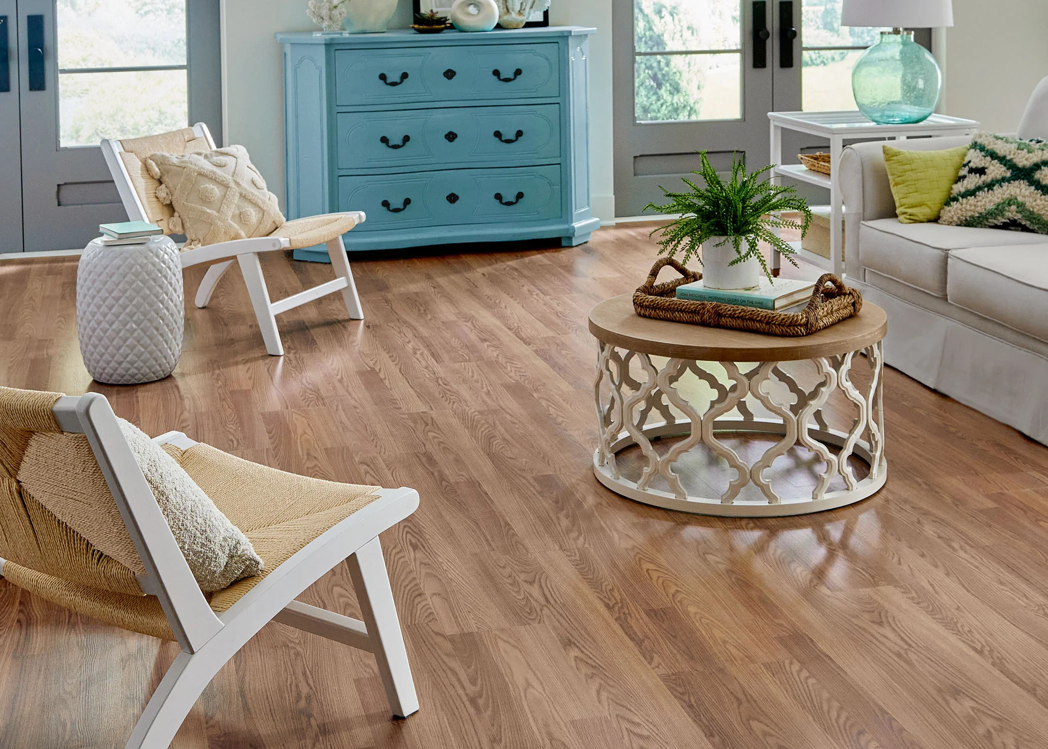 8mm Cinnabar Oak w/ pad Laminate Flooring 8.03 in. Wide x 48 in. Long