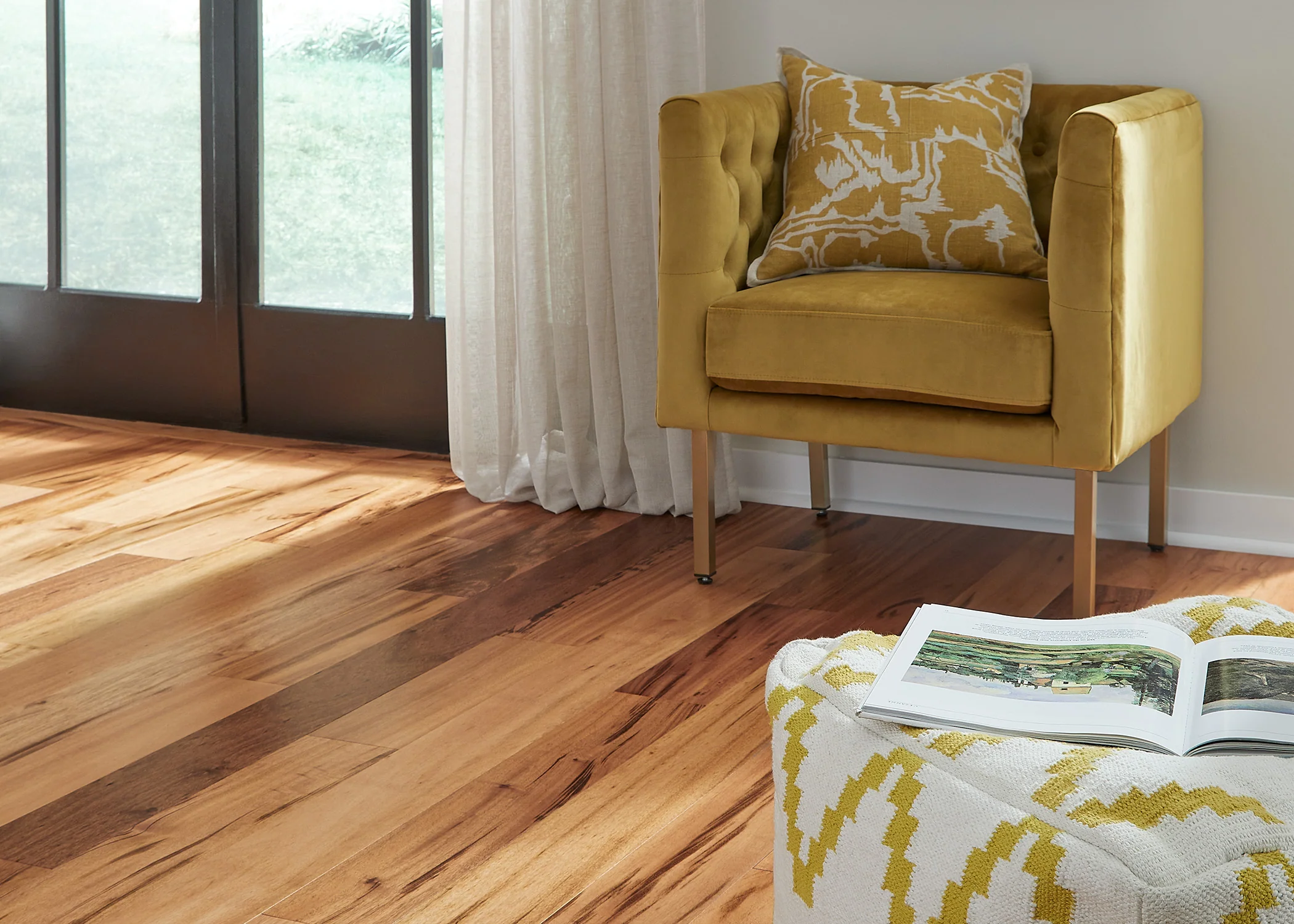 375-3-4-in-brazilian-koa-prefinished-solid-hardwood-flooring-5-in-wide-4.webp 3/4 in. Brazilian Koa Prefinished Solid Hardwood Flooring 5 in. Wide