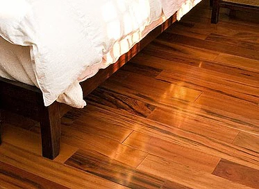 375-3-4-in-brazilian-koa-prefinished-solid-hardwood-flooring-5-in-wide-5.webp 3/4 in. Brazilian Koa Prefinished Solid Hardwood Flooring 5 in. Wide