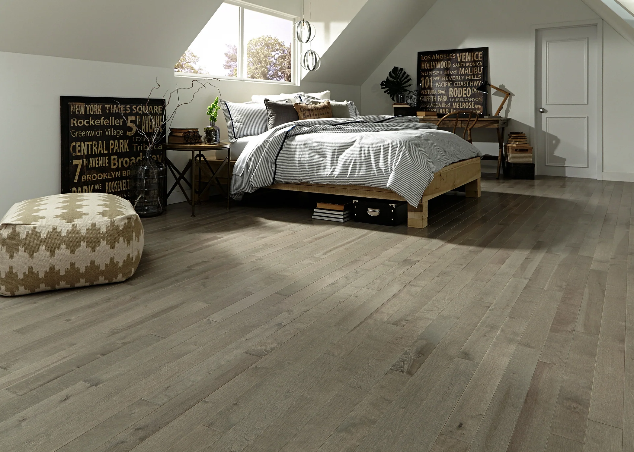 68-3-4-in-pebble-island-birch-prefinished-solid-hardwood-flooring-3-25-in-wide-2.webp 3/4 in. Pebble Island Birch Prefinished Solid Hardwood Flooring 3.25 in. Wide